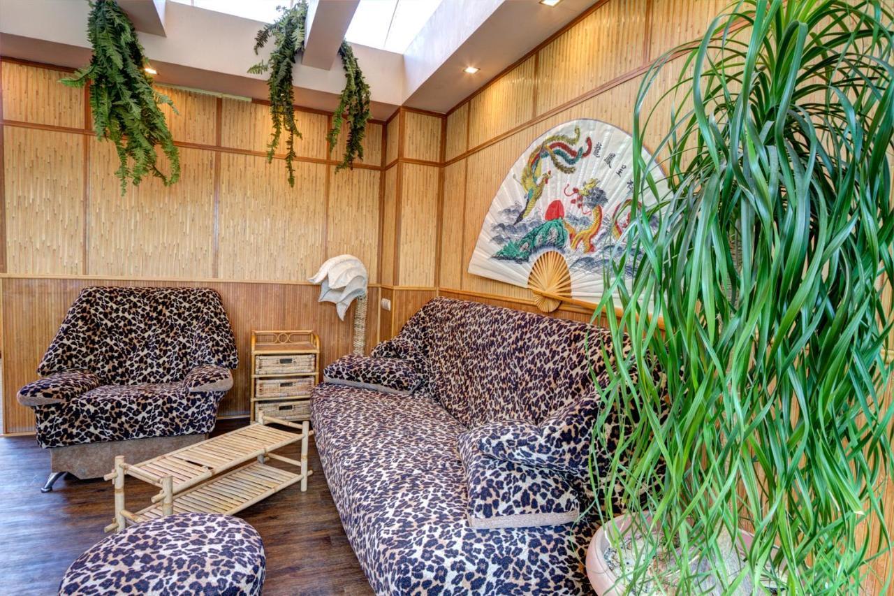 Jungle - Дом-Сказка У Моря Odessa Exterior foto